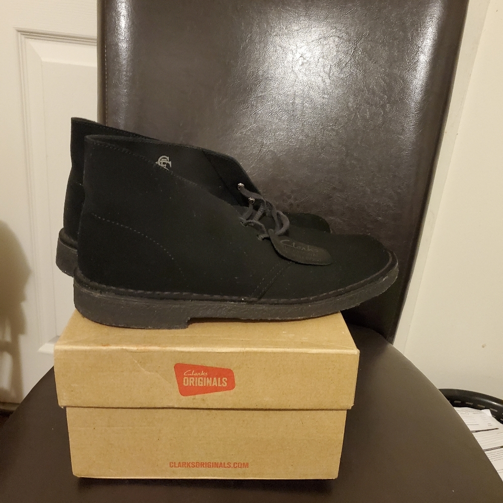 DESERT BOOT BLACK SIZE 8 M UK 7G EU 41